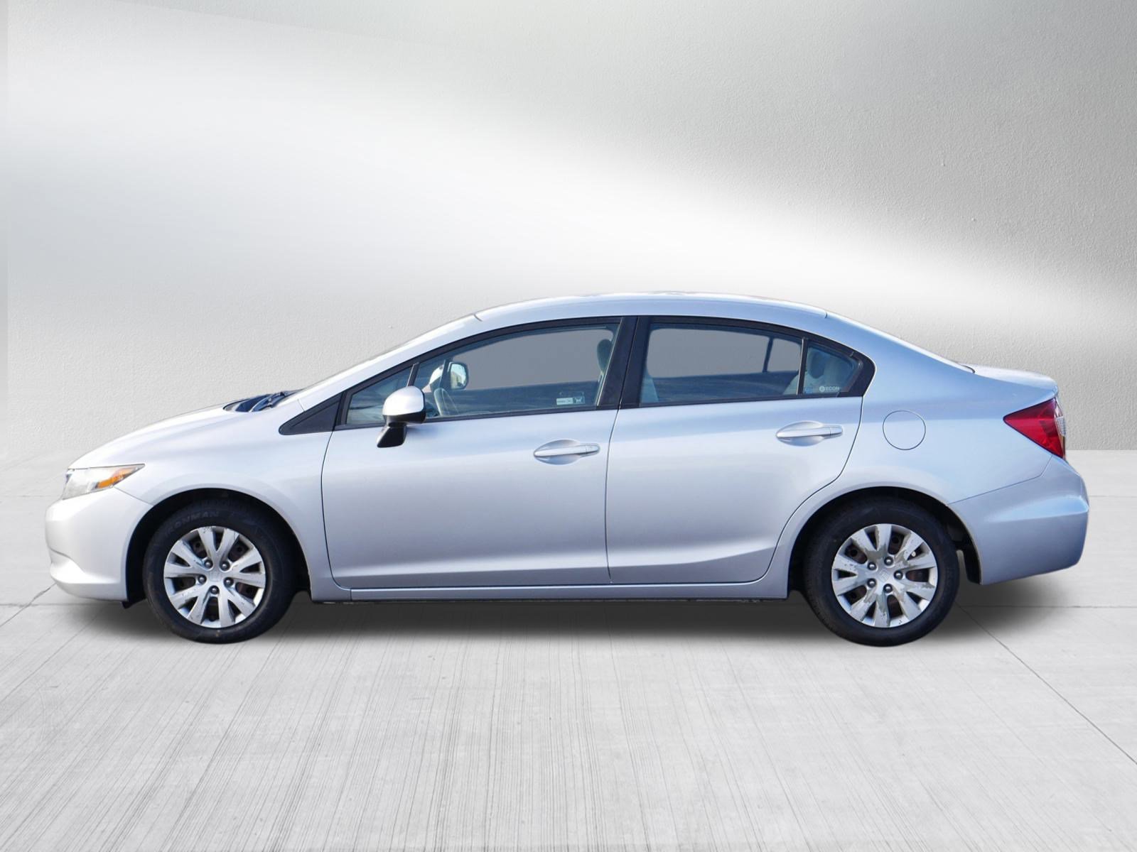2012 Honda Civic LX photo 3