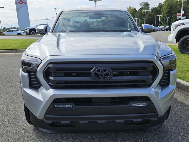2025 Toyota Tacoma SR5 4x4 Double Cab photo 2