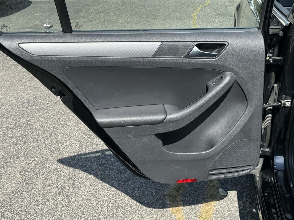 2016 Volkswagen Jetta 1.4T SE photo 4