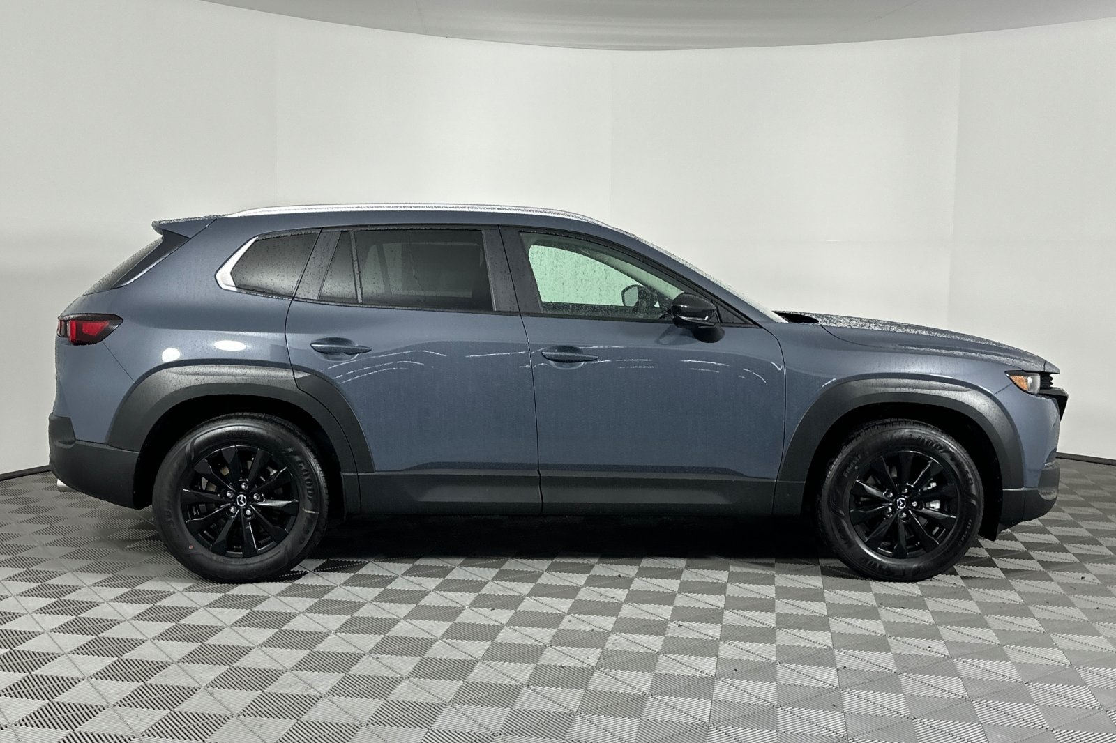 2025 Mazda CX-50 2.5 Select photo 3