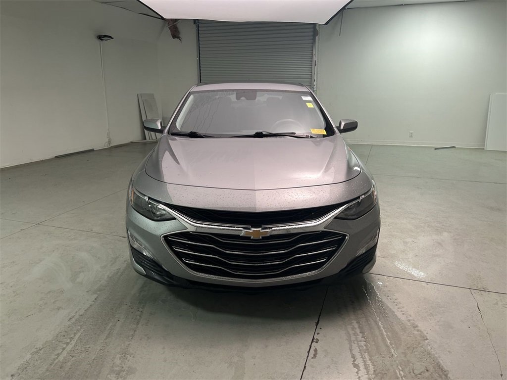 2024 Chevrolet Malibu 1LT photo 3