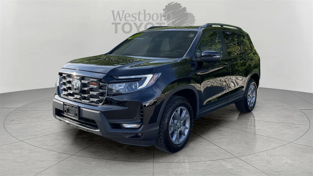2025 Honda Passport TrailSport photo 3