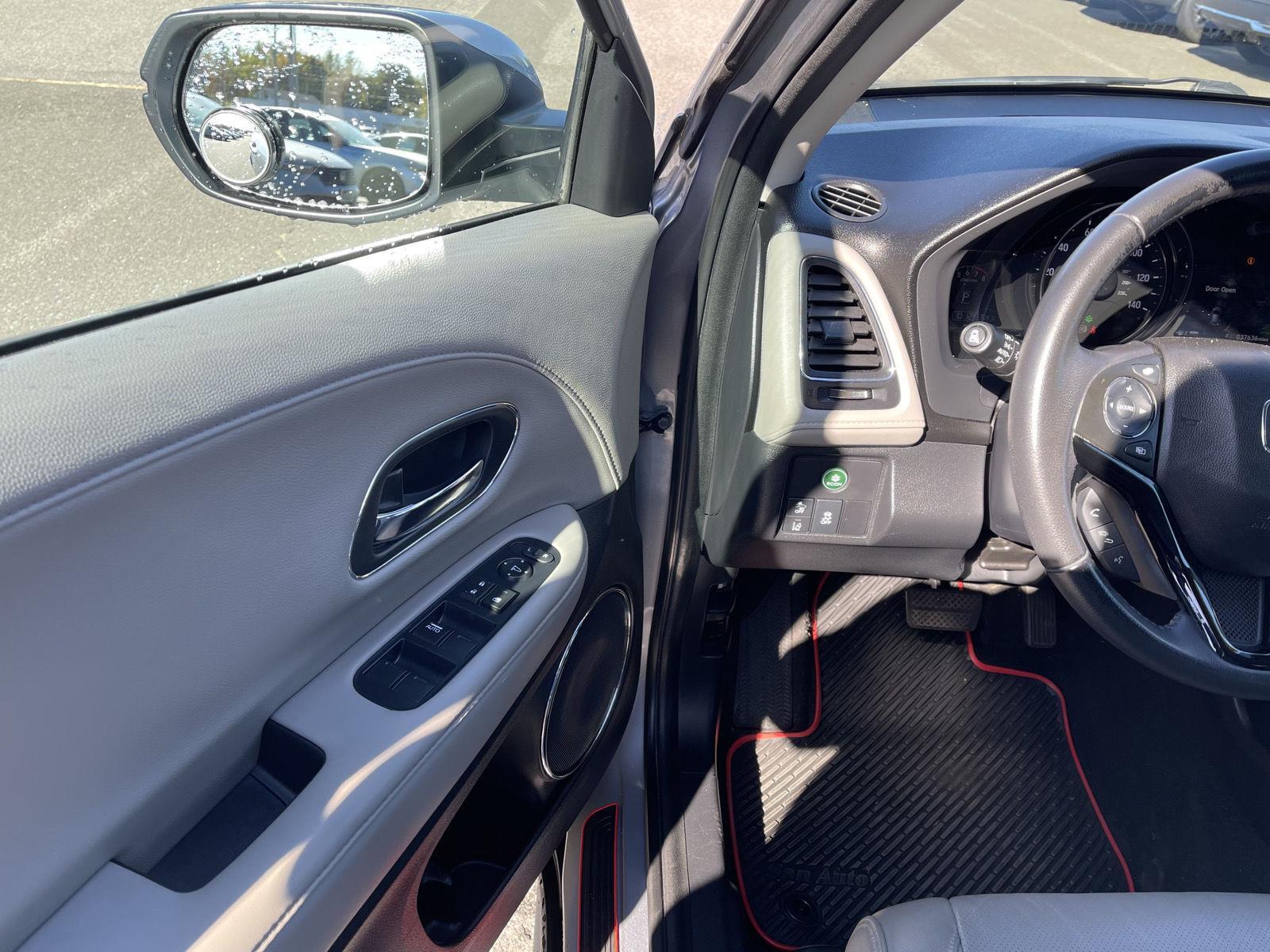 2019 Honda HR-V EX-L photo 2