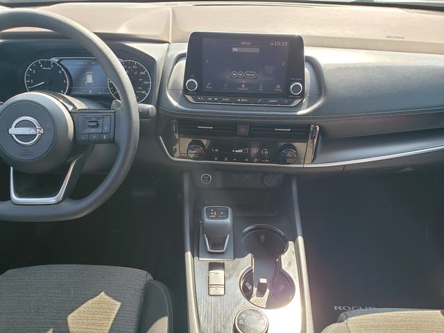 2023 Nissan Rogue SV photo 15