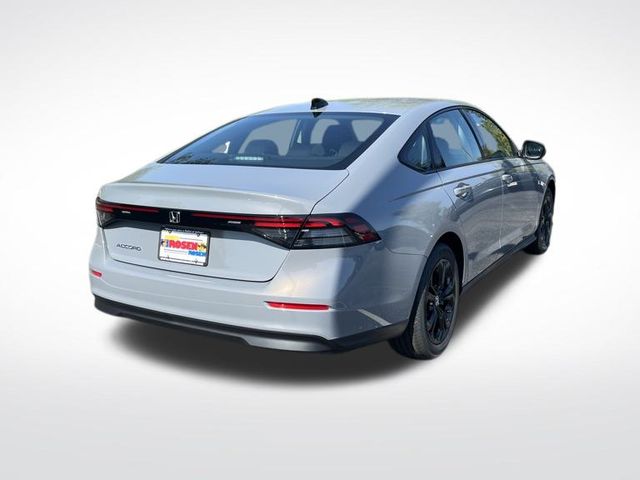 2025 Honda Accord SE photo 4