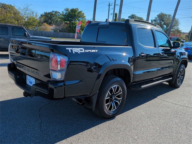 2022 Toyota Tacoma TRD Sport photo 4