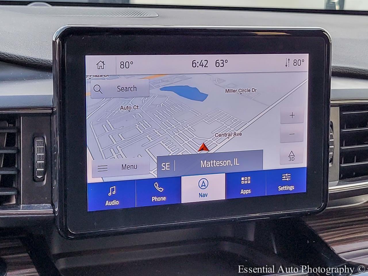 2024 Ford Explorer Limited photo 3