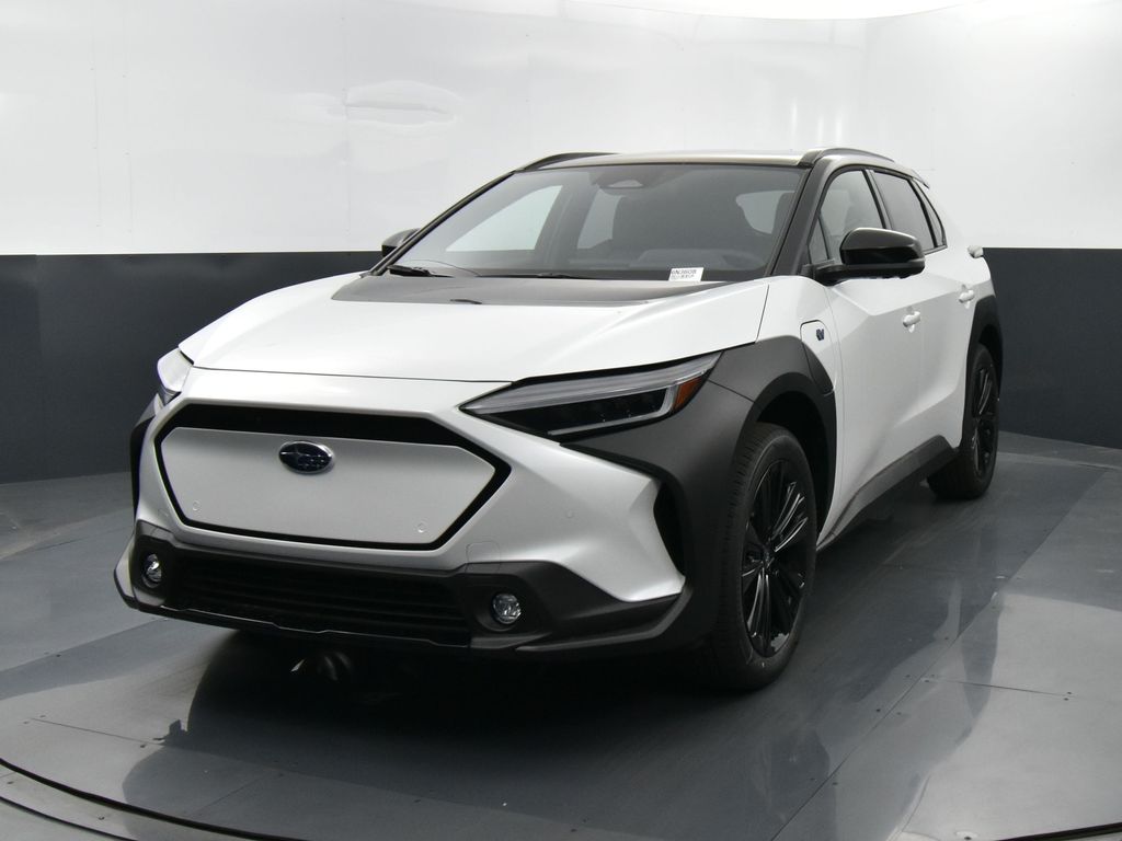 2025 Subaru Solterra Touring photo 4