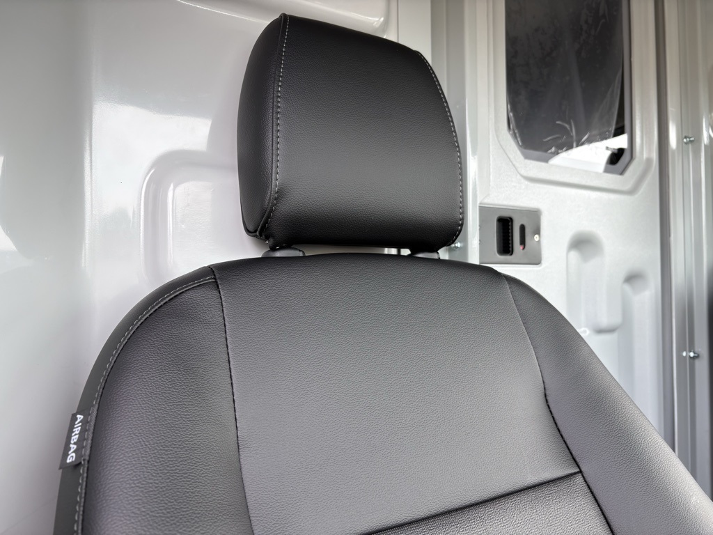 2026 Ford Transit Cargo photo 2