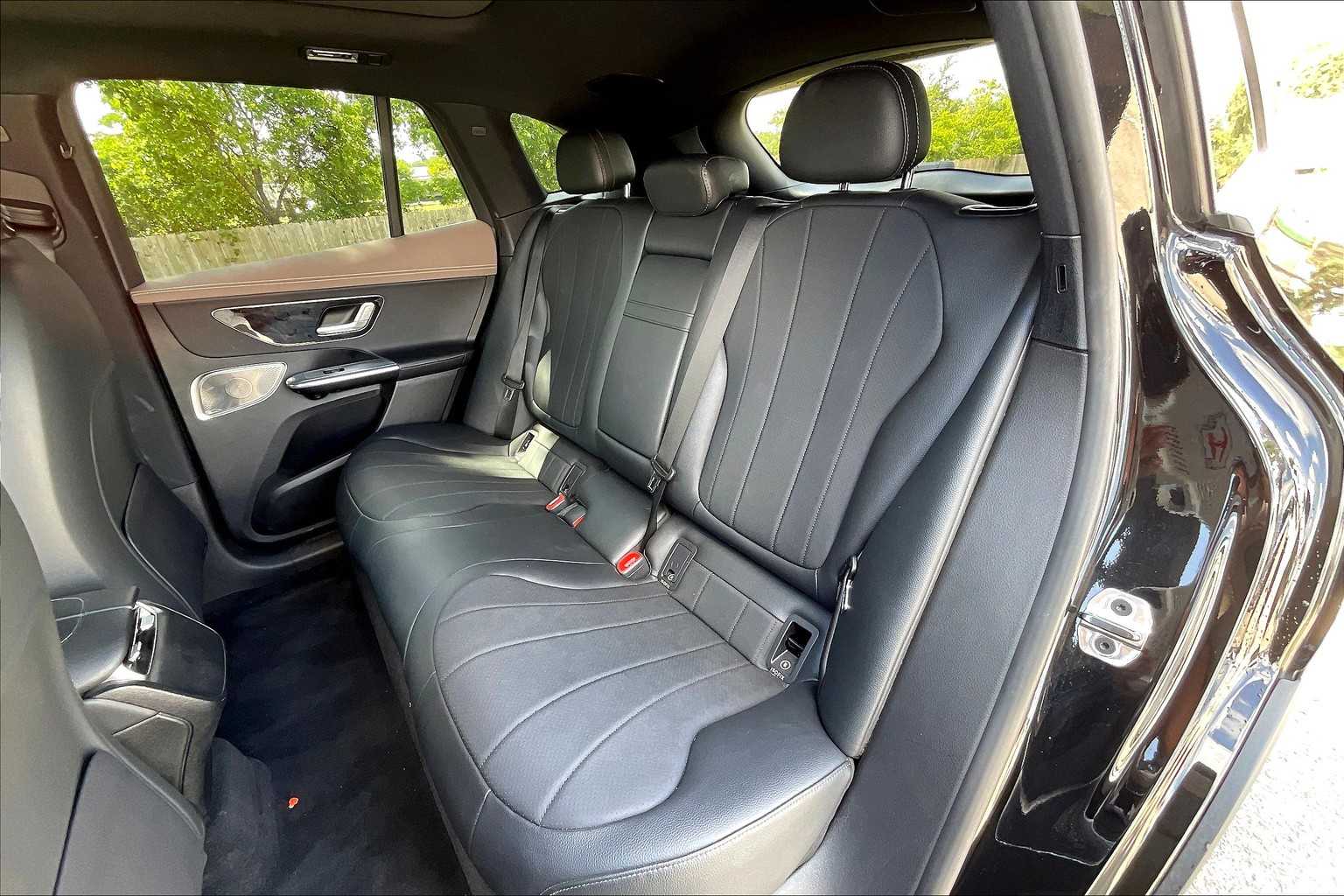 2023 Mercedes Benz EQE SUV 350 photo 19