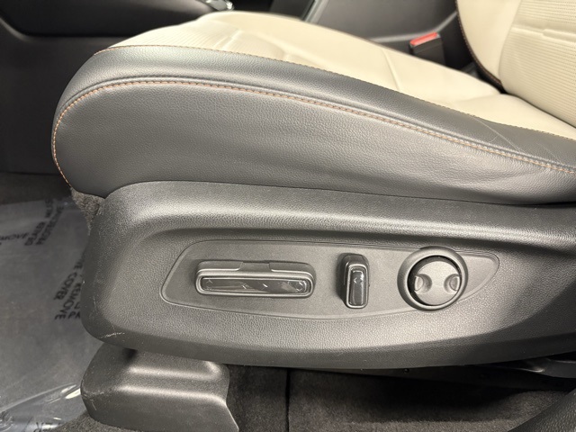 2023 Honda CR-V Hybrid Sport Touring photo 15