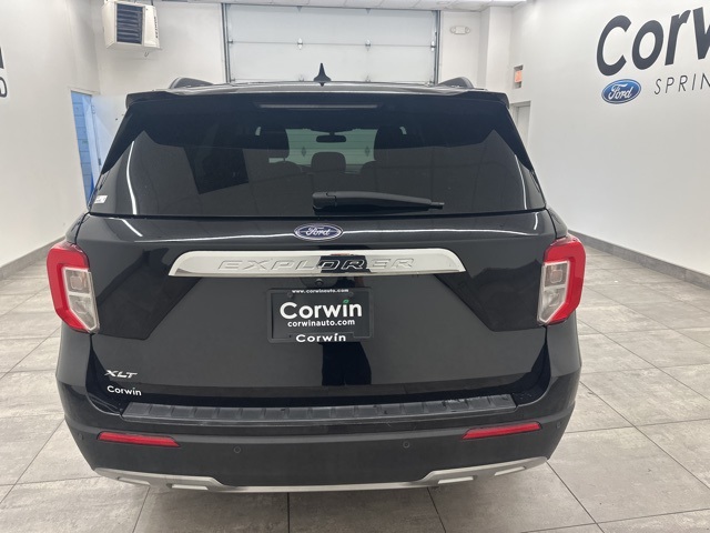 2024 Ford Explorer XLT photo 13