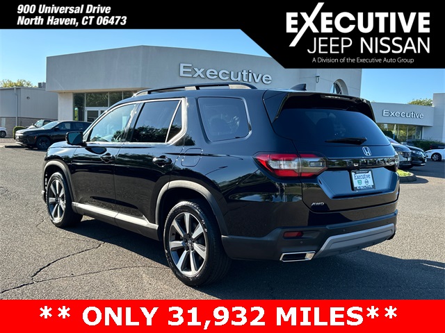 2023 Honda Pilot Elite photo 2