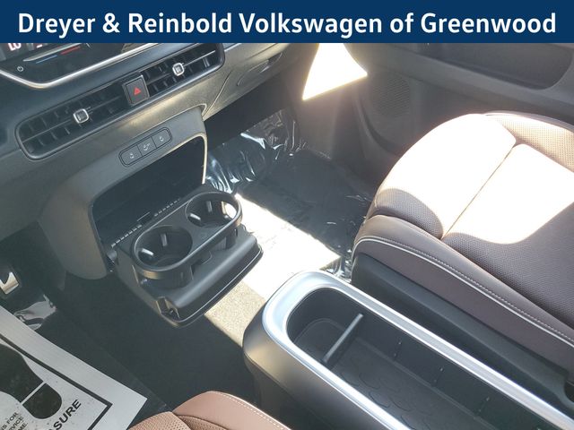 2025 Volkswagen ID. Buzz Pro Plus photo 33