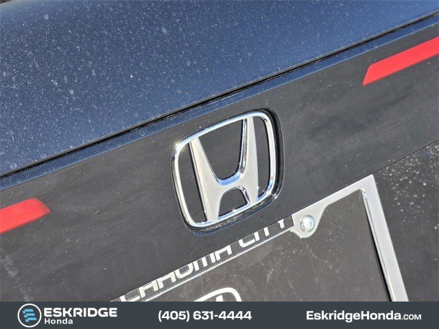 2025 Honda Accord LX photo 4
