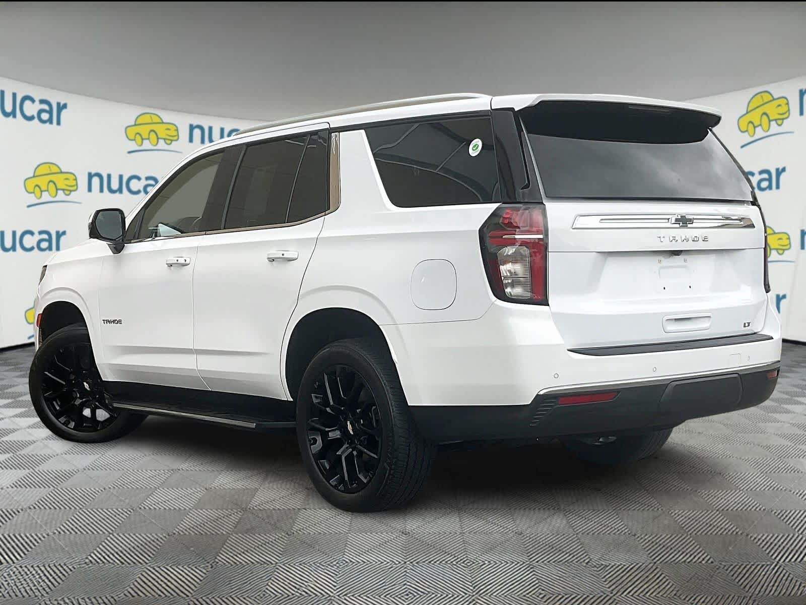 2022 Chevrolet Tahoe LT photo 2