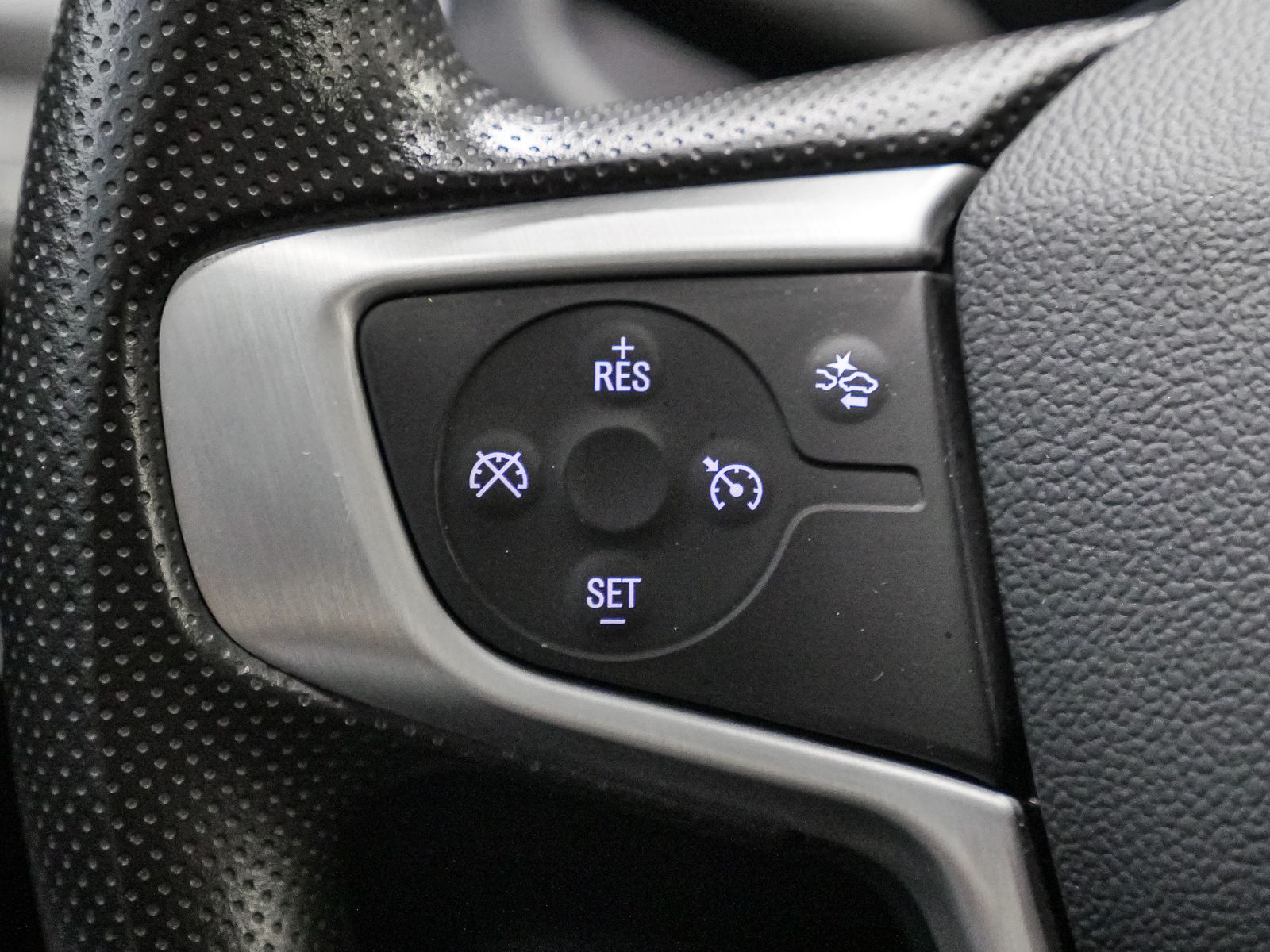 2023 Gmc Acadia SLE photo 34