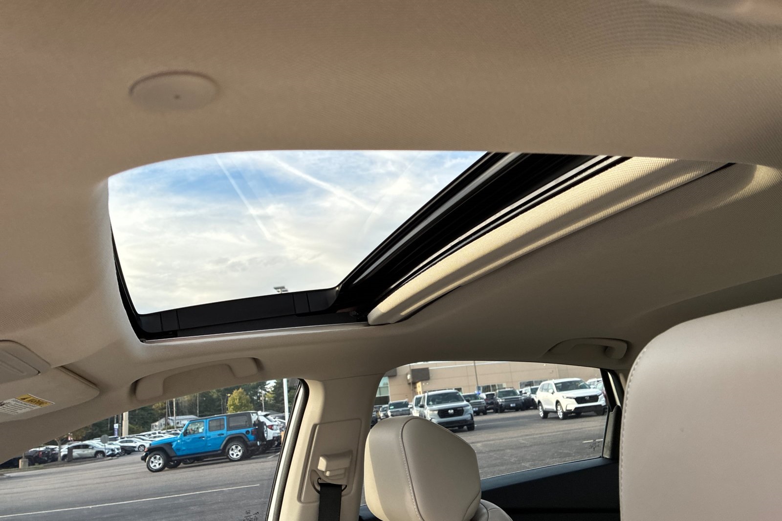 2024 Honda Accord Hybrid Touring photo 17