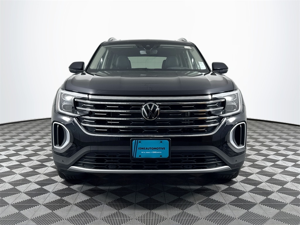 2025 Volkswagen Atlas SEL photo 3