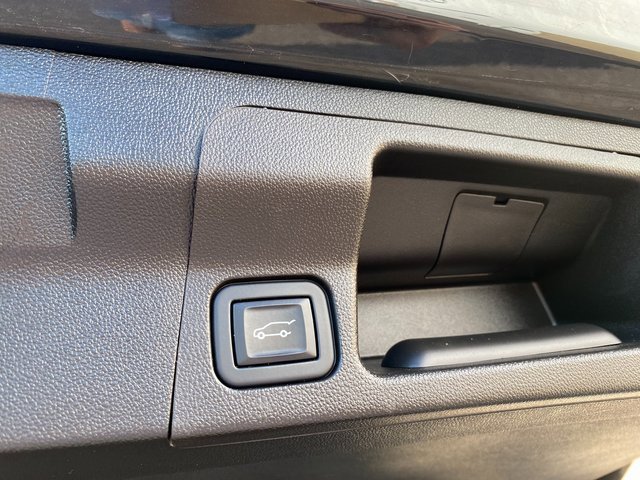 2023 Gmc Acadia SLT photo 10