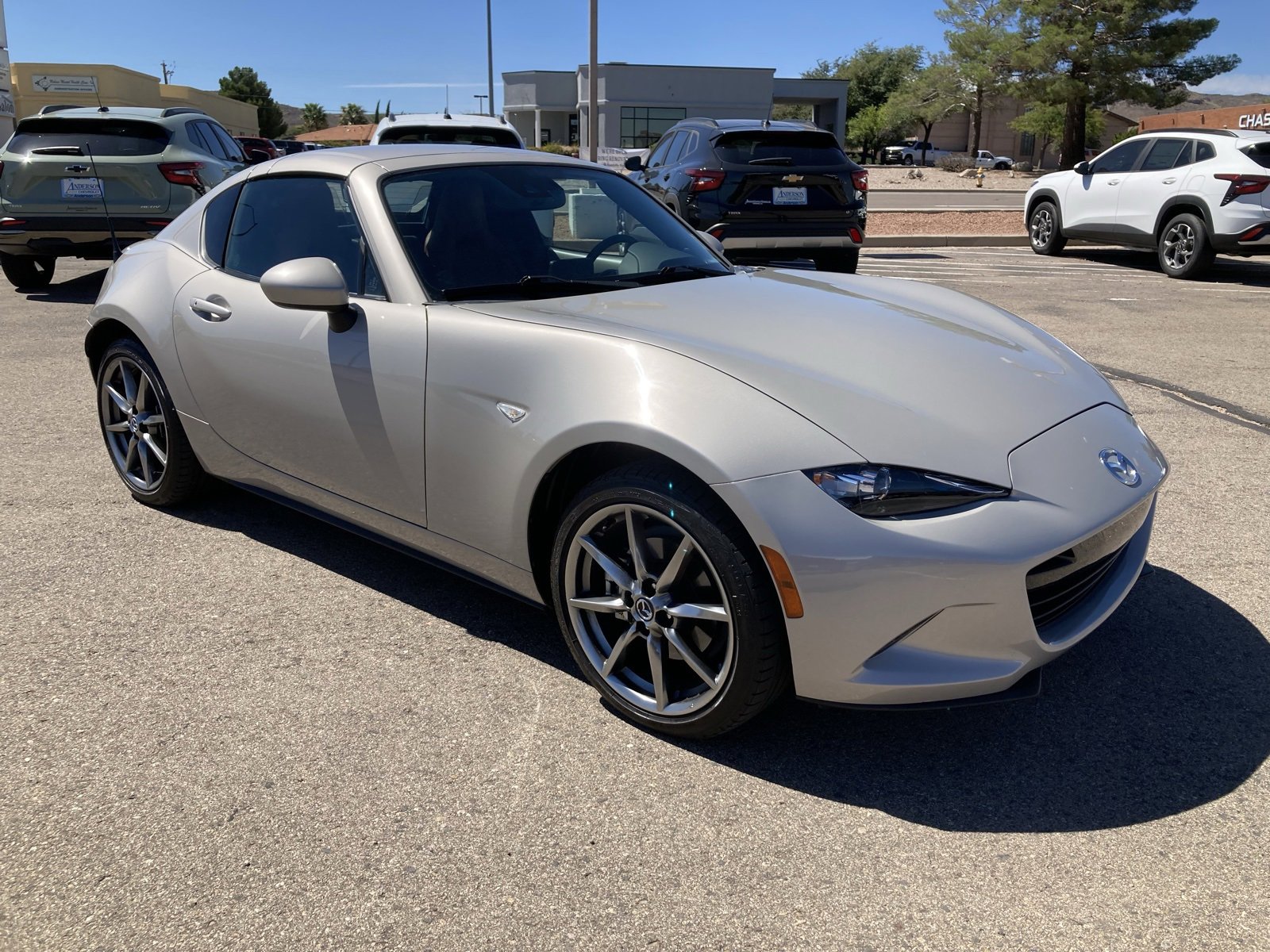 2023 Mazda MX-5 Miata Miata RF Grand Touring photo 3