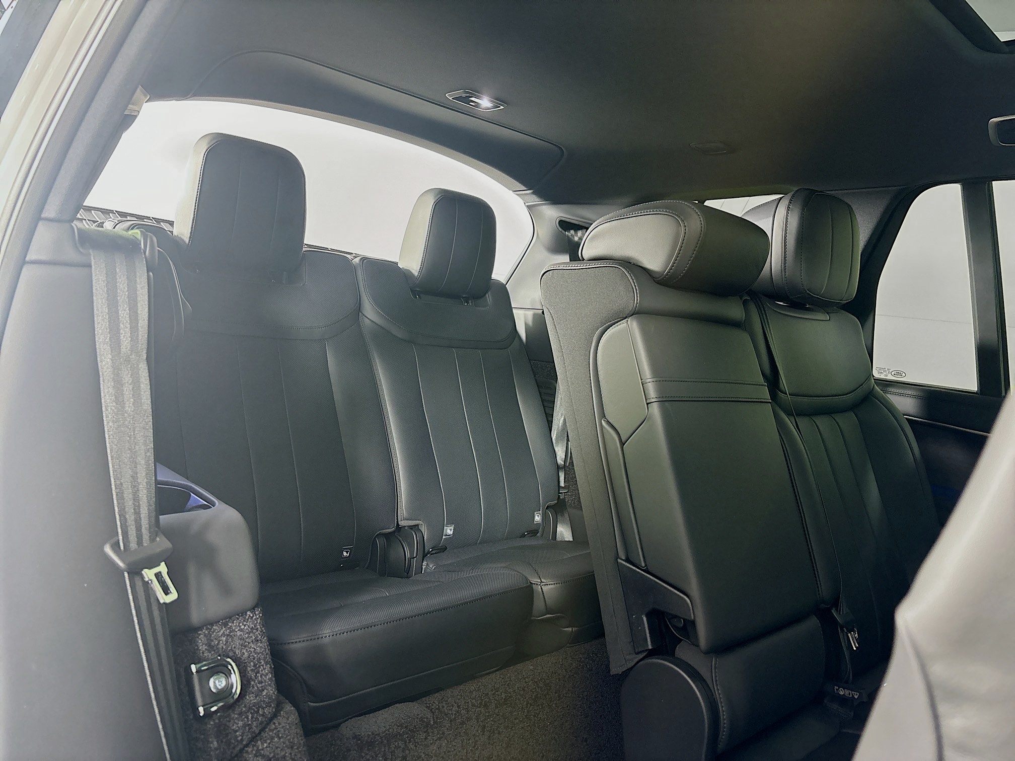 2025 Land Rover Range Rover SE photo 22
