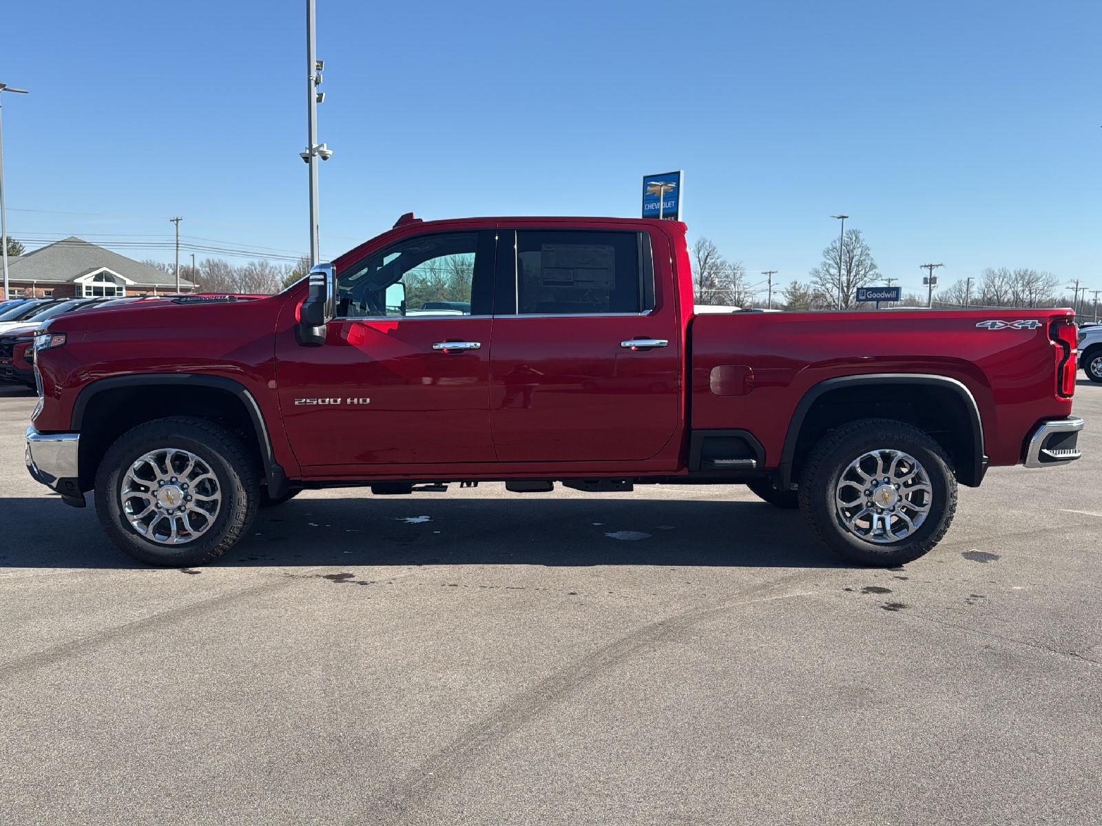 2025 Chevrolet Silverado 2500HD LTZ photo 3