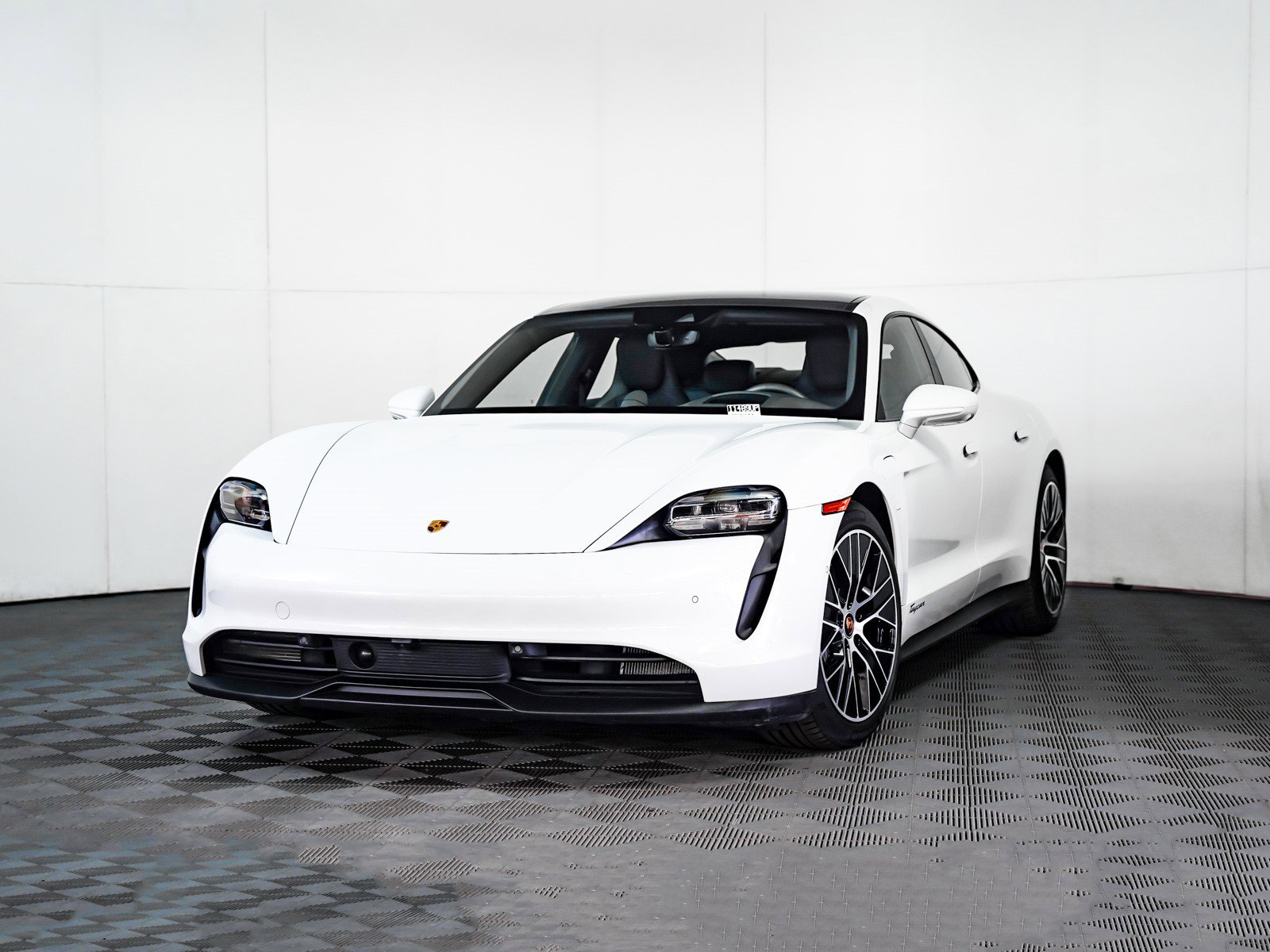 2022 Porsche Taycan Base