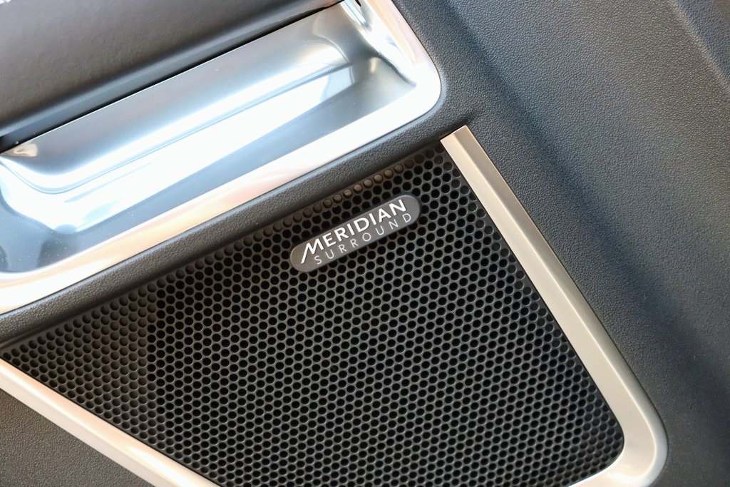 2024 JAGUAR PACE P250 - Image 9