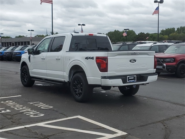 2025 Ford F-150 XLT photo 5