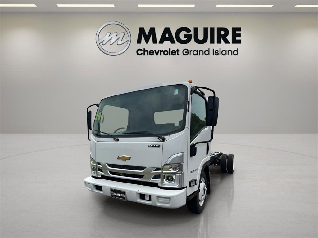 2024 Chevrolet Low Cab Forward Base's photo
