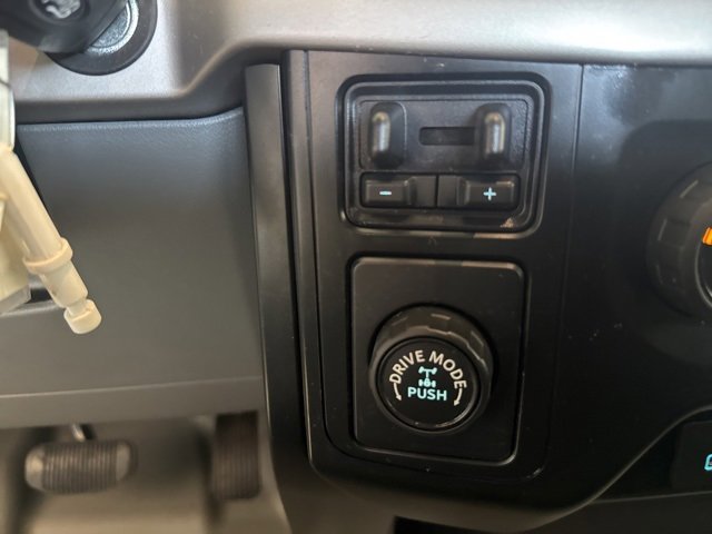 2023 Ford F-150 photo 13