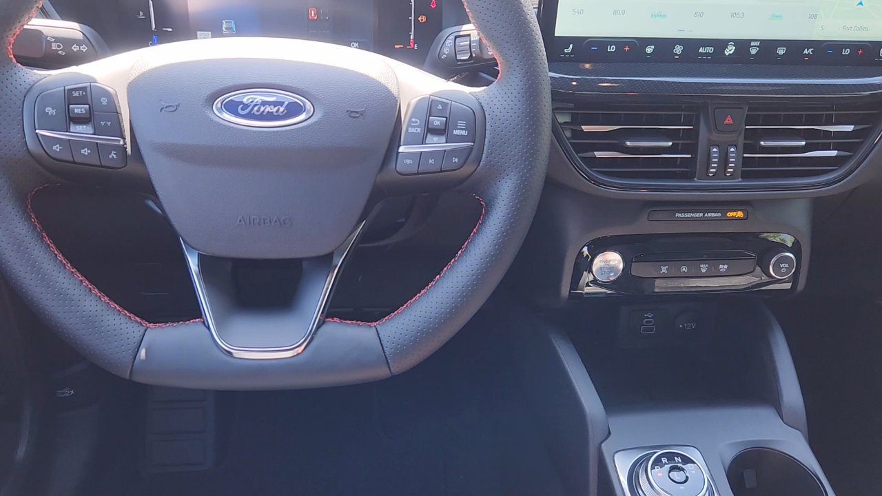 2025 Ford Escape ST-Line photo 21