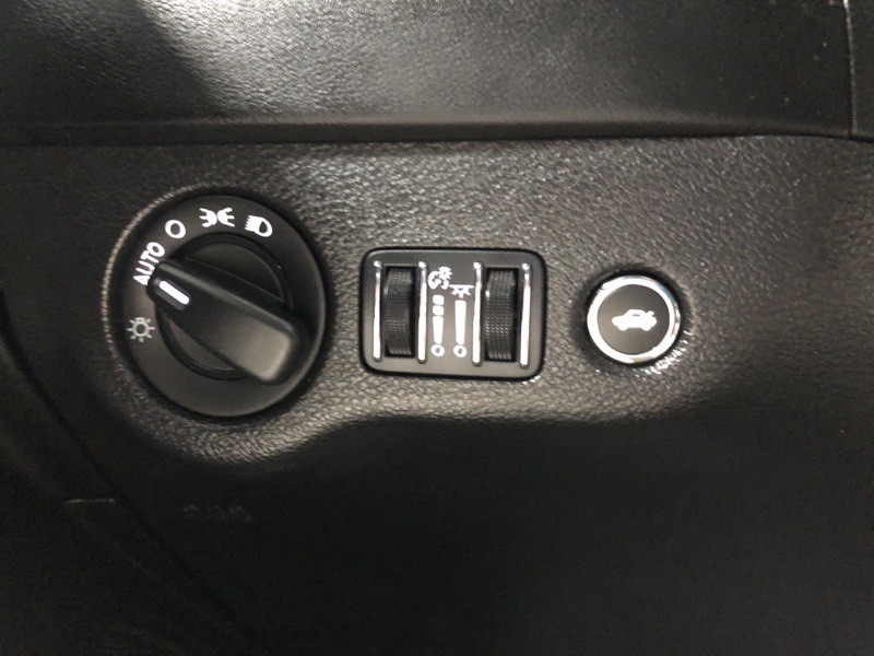 2023 Dodge Charger R/T photo 20