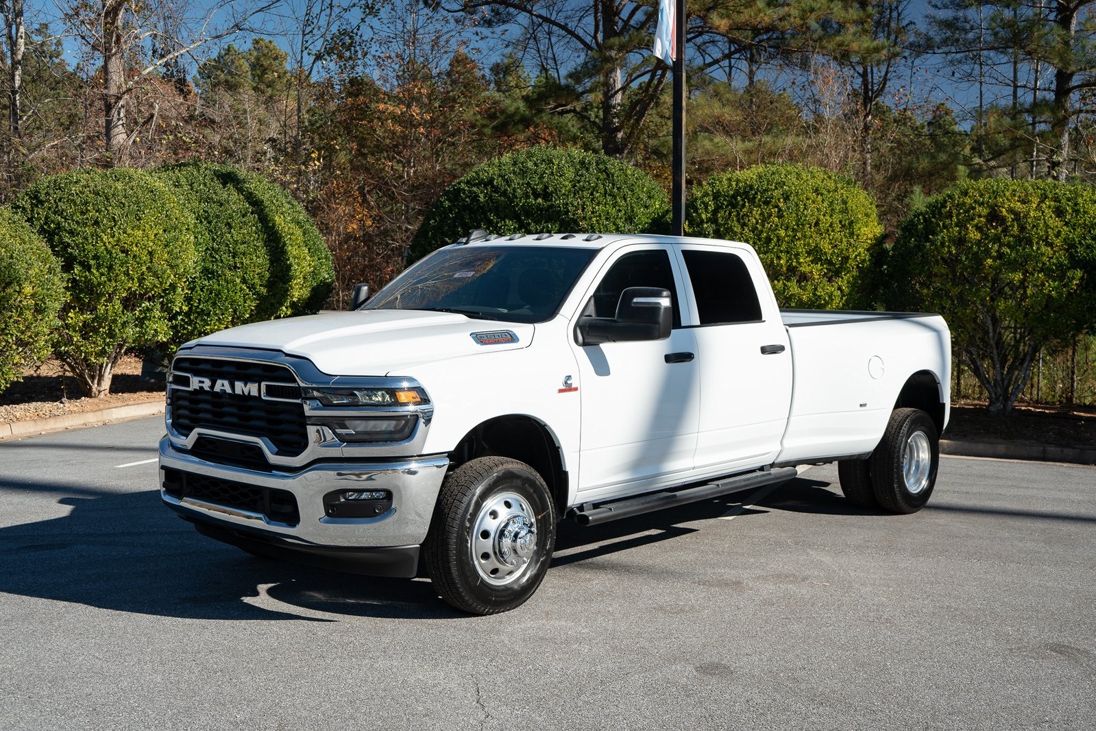 2026 Ram 3500 Tradesman photo 3