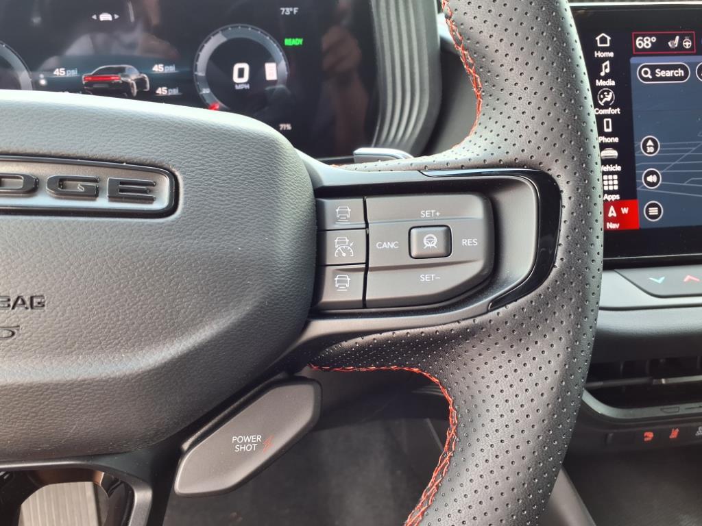 2025 Dodge Charger R/T photo 12