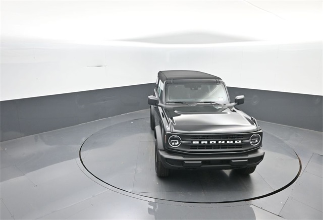 2025 Ford Bronco Base photo 19