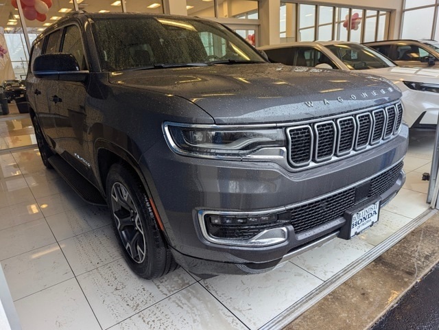 2024 Jeep Wagoneer L Series III photo 2