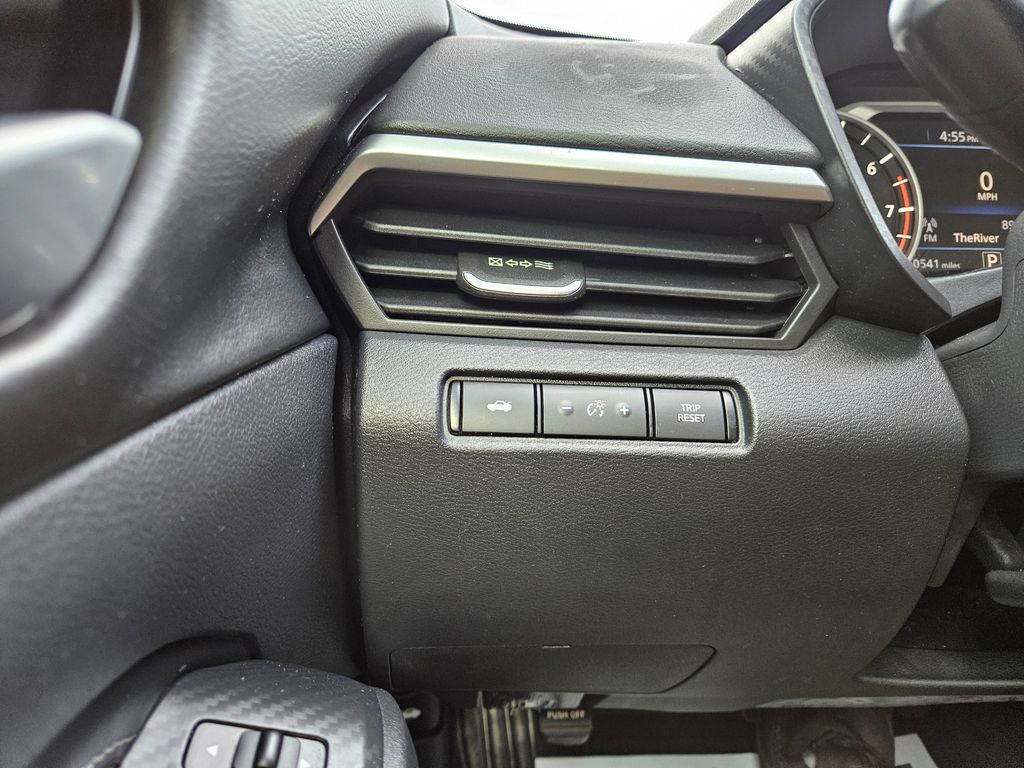 2020 Nissan Altima 2.5 S photo 11