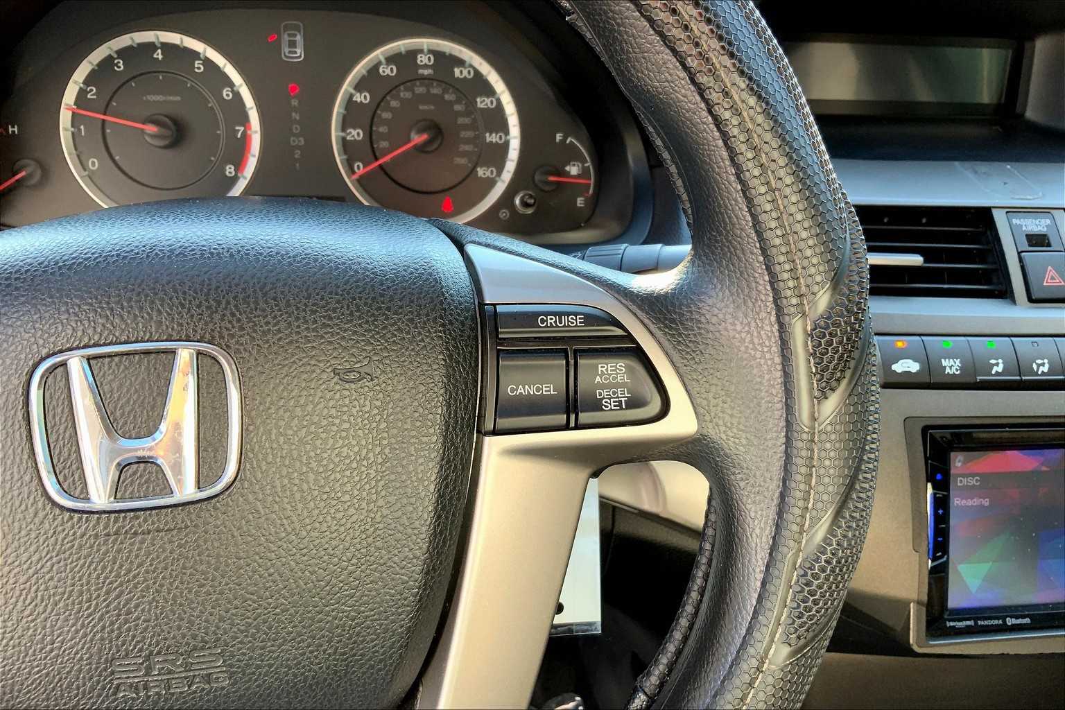 2011 Honda Accord LX-P photo 22