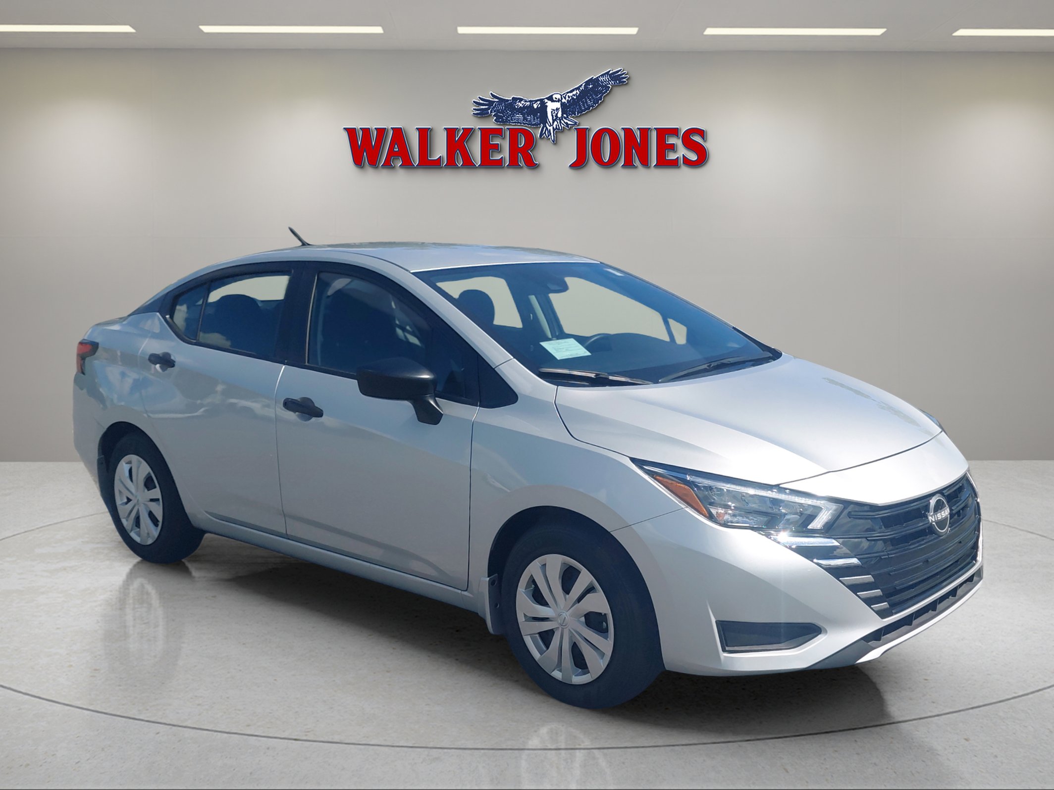 2025 Nissan Versa Sedan S's photo