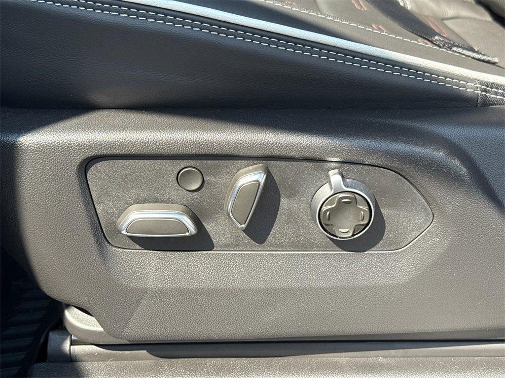 2026 Gmc Sierra 2500 HD AT4X photo 17
