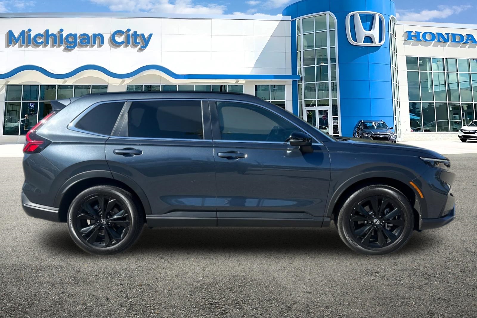 2023 Honda CR-V Hybrid Sport Touring photo 6