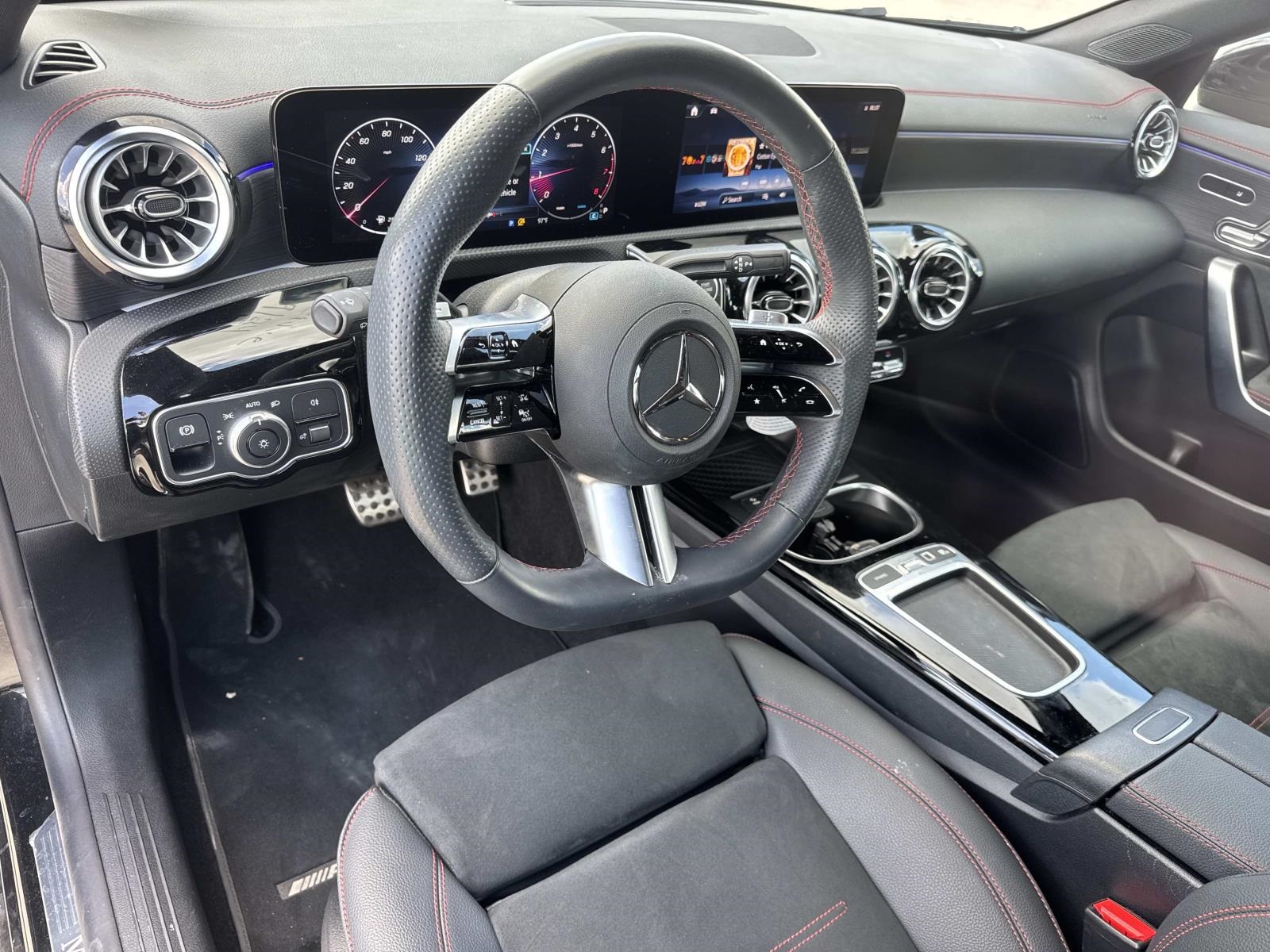 2025 Mercedes Benz CLA 250 photo 16