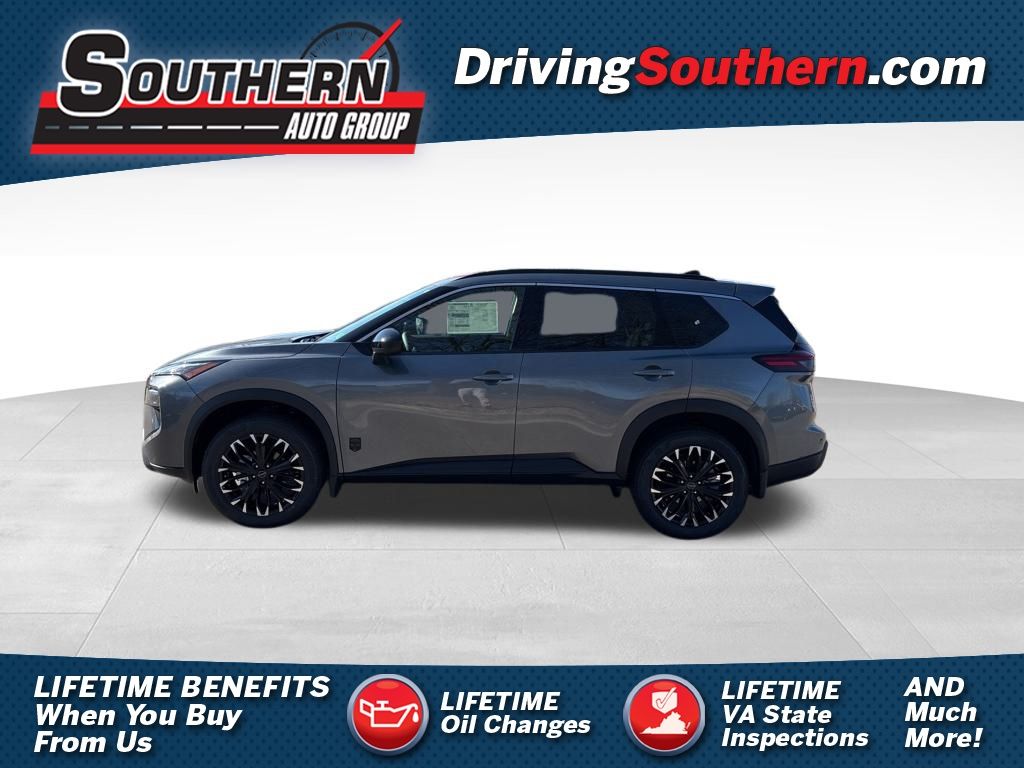 2026 Nissan Rogue Dark Armor's photo