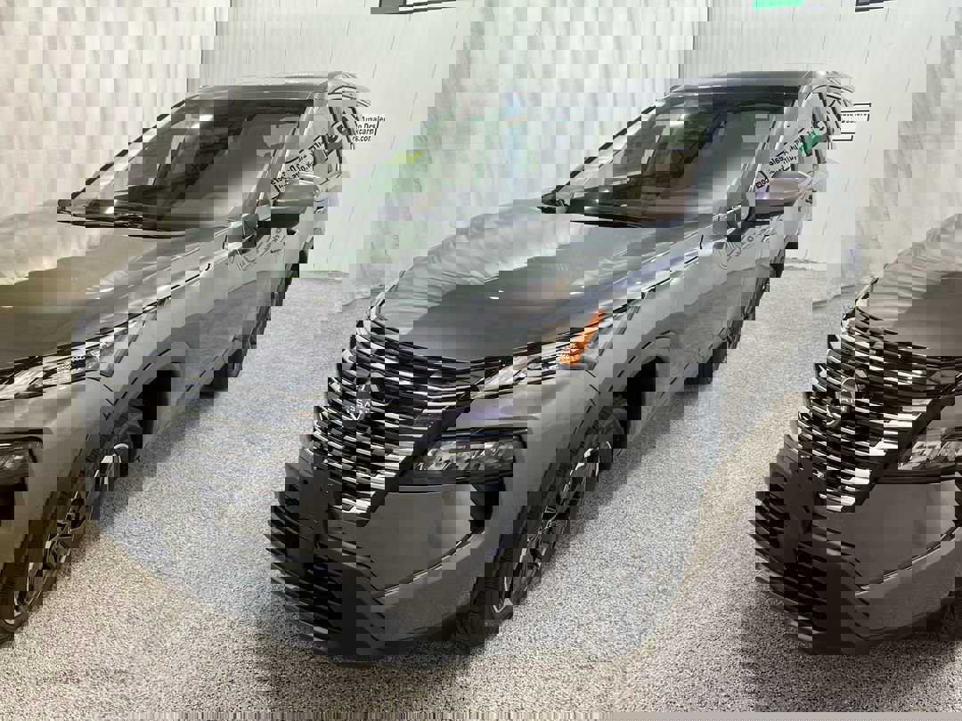 2026 Nissan Rogue SV photo 2