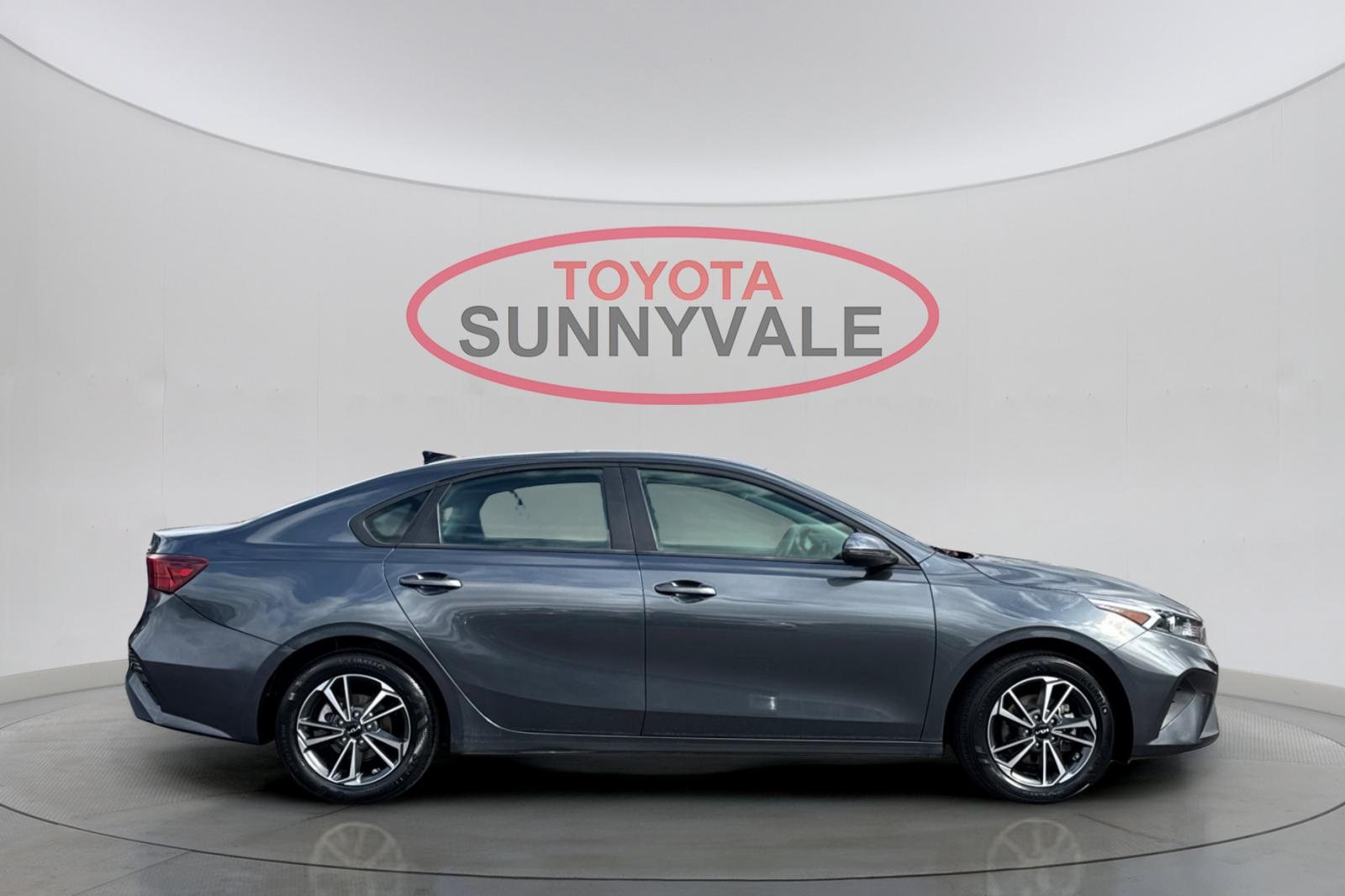 2022 Kia Forte FE LXS photo 8