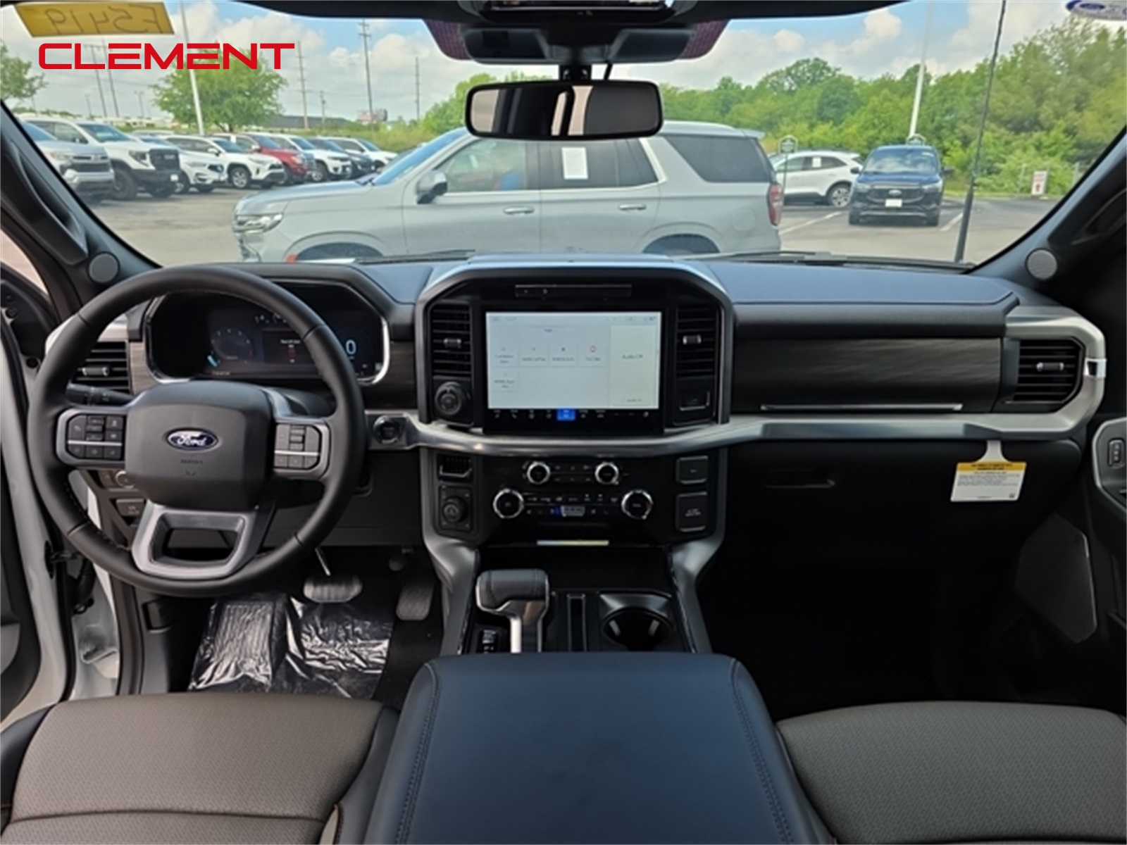 2025 Ford F-150 Lariat photo 29