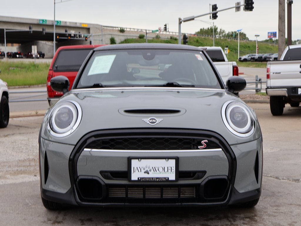 Used 2022 MINI Hardtop 2 Door S with VIN WMW53DH07N2P54496 for sale in Kansas City