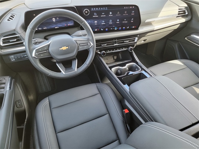 2025 Chevrolet Traverse photo 31